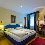 Goesser Braeu Hotel